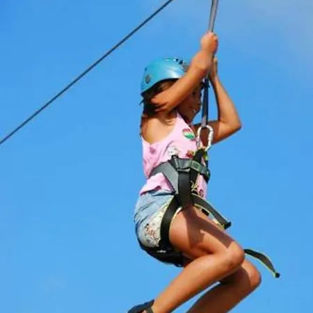 Charming In With Shared Pool Dom wakacyjny Pataias