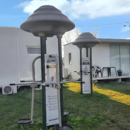 Charming In With Shared Pool Dom wakacyjny *