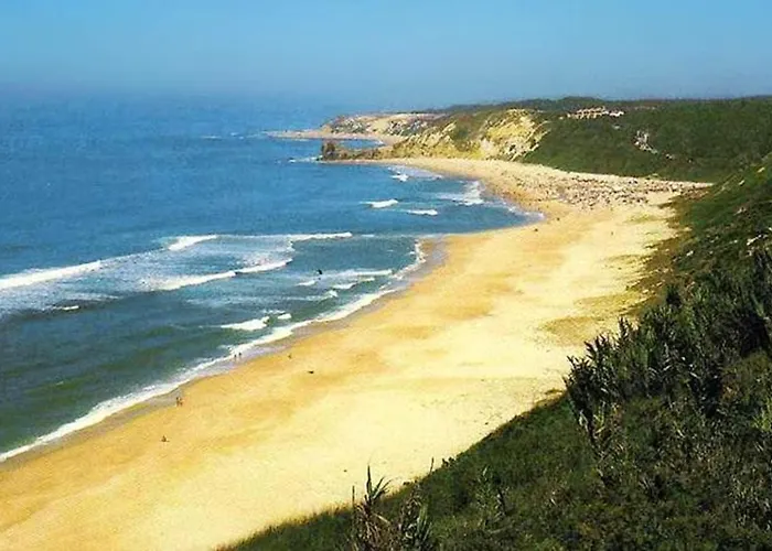 Casa de Férias Charming In With Shared Pool *