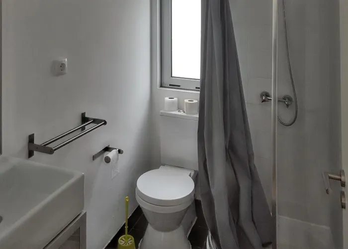 Charming In With Shared Pool Casa de Férias *